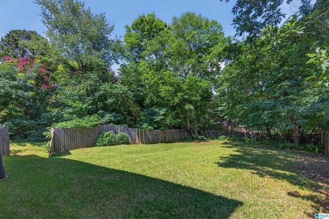 1035 BARCLAY DRIVE, Bessemer, AL 35022