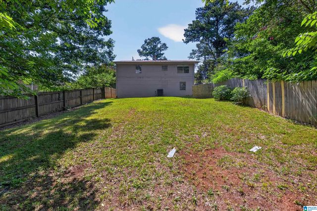 1035 BARCLAY DRIVE, Bessemer, AL 35022