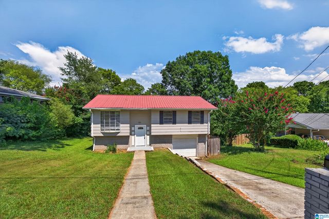 1035 BARCLAY DRIVE, Bessemer, AL 35022