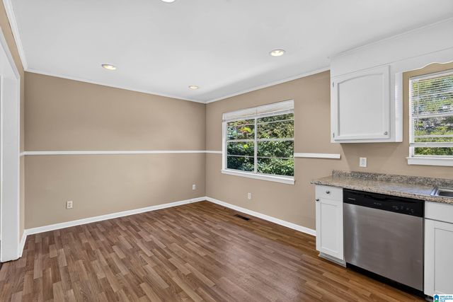 1035 BARCLAY DRIVE, Bessemer, AL 35022