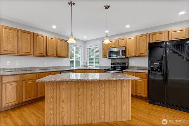 1215 S 8th Street, Tacoma, WA 98405