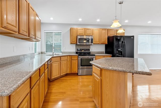 1215 S 8th Street, Tacoma, WA 98405