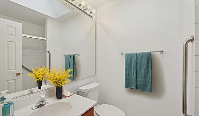 0n155 Windermere Road 1005, Winfield, IL 60190