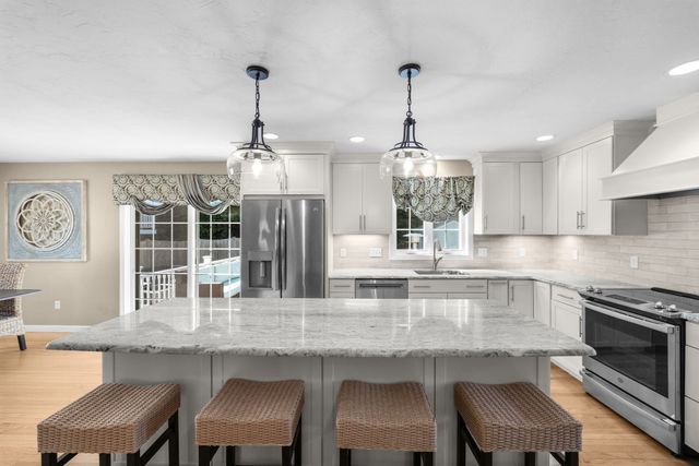 40 Sea Tower Drive, Bridgewater, MA 02324