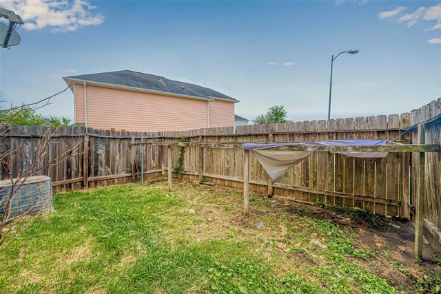 10355 Panther Point Drive, Houston, TX 77099