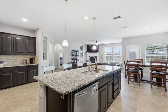 11500 Starlight Ranch Trail, Fort Worth, TX 76052