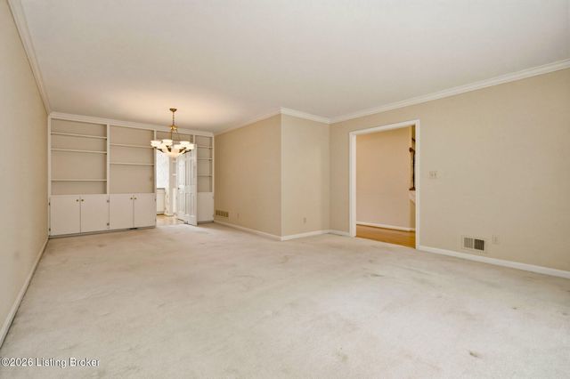 5720 Coach Gate Wynde, Louisville, KY 40207