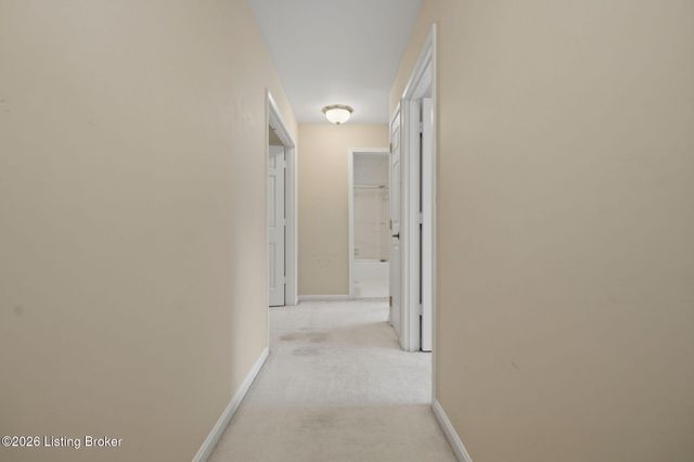 5720 Coach Gate Wynde, Louisville, KY 40207