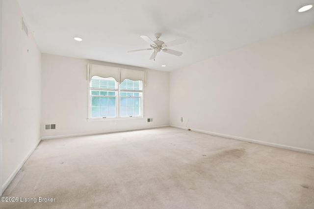 5720 Coach Gate Wynde, Louisville, KY 40207