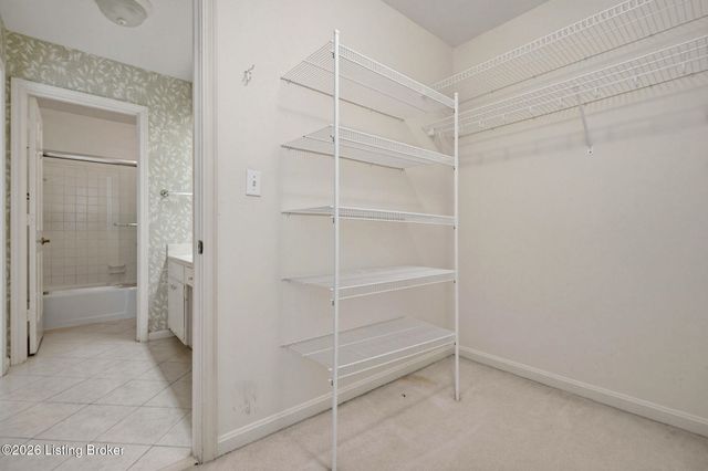 5720 Coach Gate Wynde, Louisville, KY 40207
