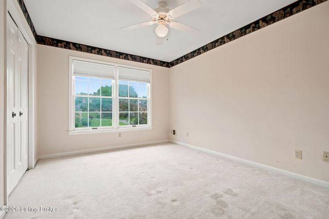 5720 Coach Gate Wynde, Louisville, KY 40207
