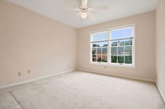 5720 Coach Gate Wynde, Louisville, KY 40207