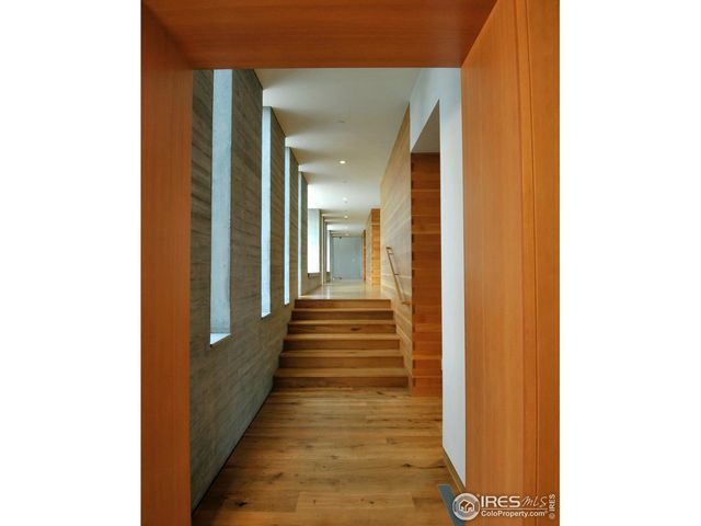 1355 S Cherryvale Rd, Boulder, CO 80303