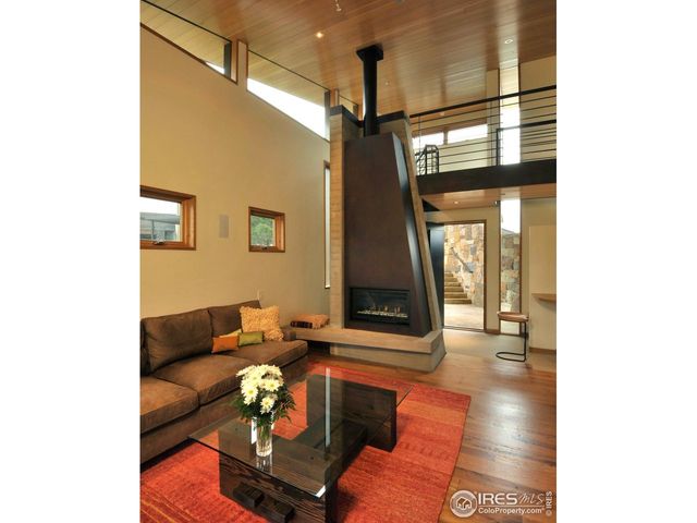 1355 S Cherryvale Rd, Boulder, CO 80303