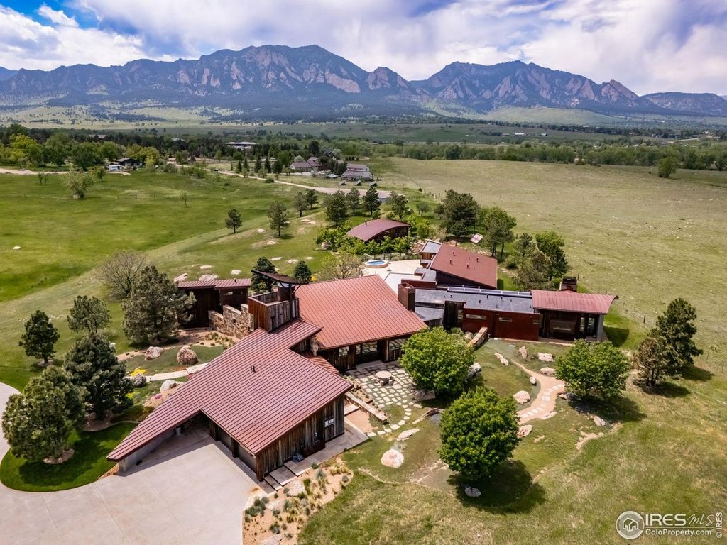 1355 S Cherryvale Rd, Boulder, CO 80303