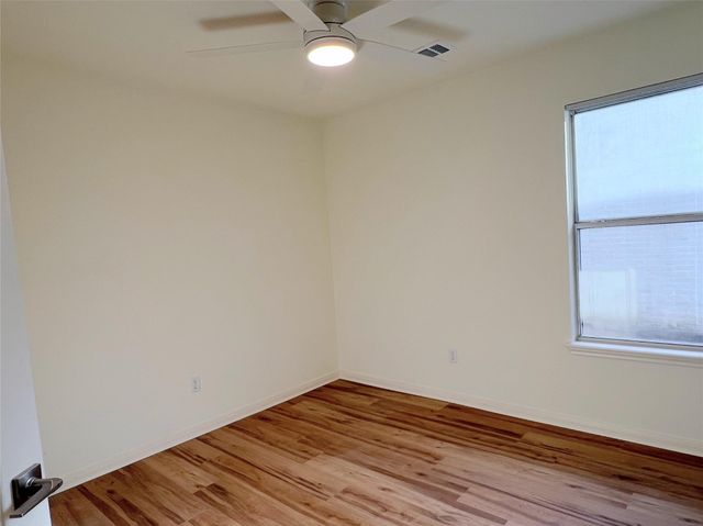 10 Troon DR, Lakeway, TX 78738