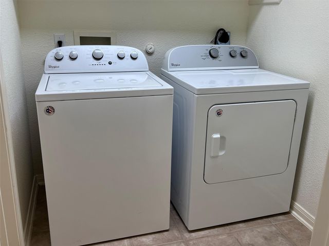 10 Troon DR, Lakeway, TX 78738