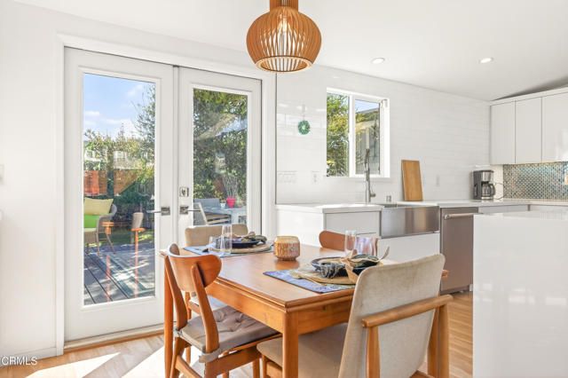 1040 Dover Lane, Ventura, CA 93001