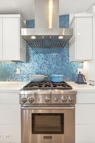 1040 Dover Lane, Ventura, CA 93001