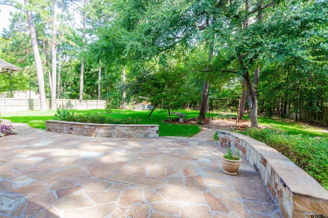 15082 Brookstone Dr, Flint, TX 75762