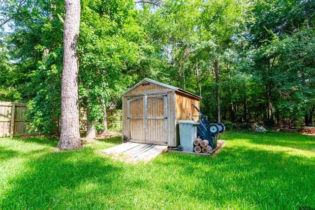 15082 Brookstone Dr, Flint, TX 75762