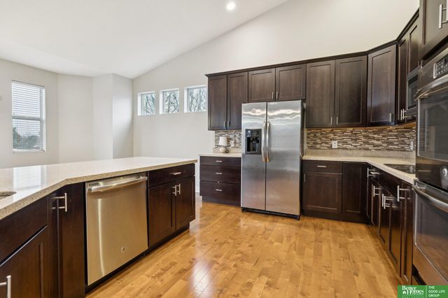 18721 Mason Street, Elkhorn, NE 68022