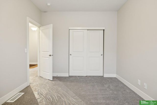 18721 Mason Street, Elkhorn, NE 68022