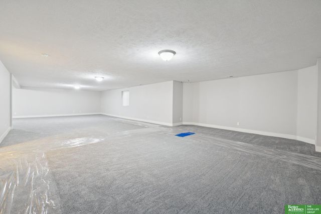 18721 Mason Street, Elkhorn, NE 68022