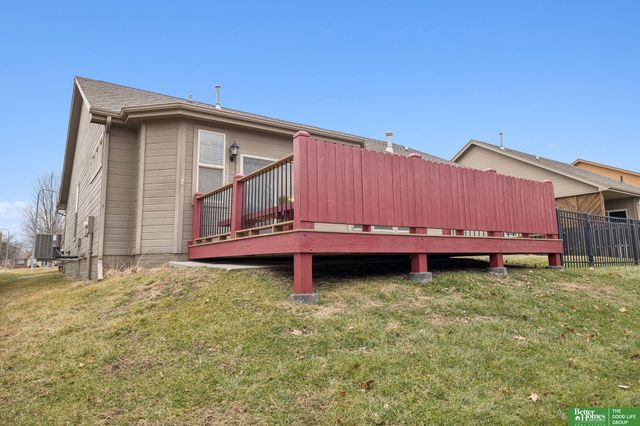 18721 Mason Street, Elkhorn, NE 68022
