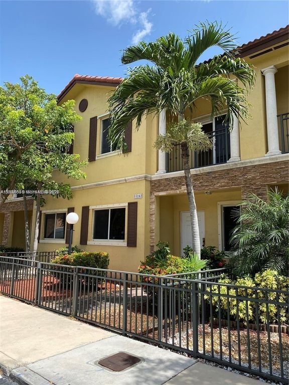 11243 SW 230th Ter 0, Miami, FL 33170
