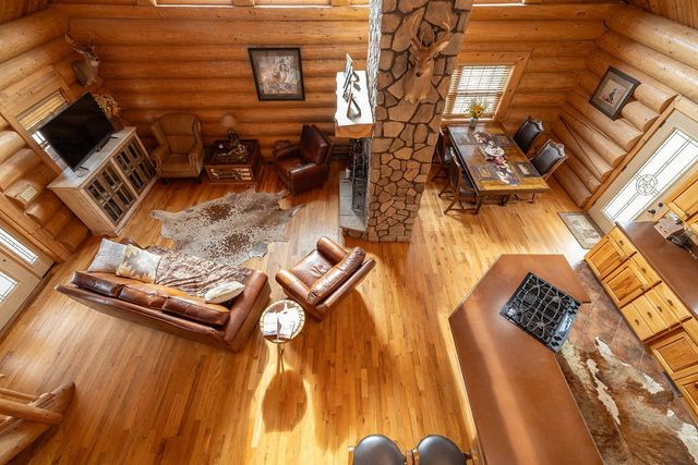13775 Rocky Comfort Road, Gentry, AR 72734