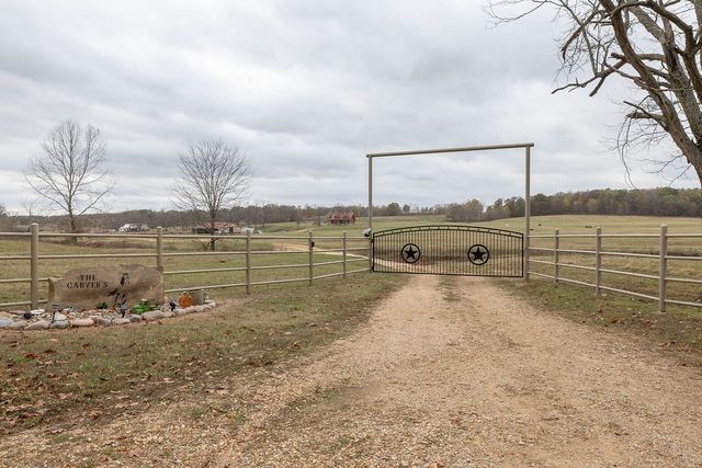 13775 Rocky Comfort Road, Gentry, AR 72734
