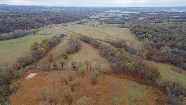 13775 Rocky Comfort Road, Gentry, AR 72734