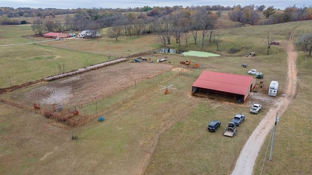 13775 Rocky Comfort Road, Gentry, AR 72734