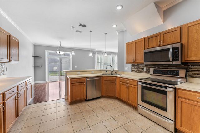 9135 MIRAH WIND PLACE, Land O Lakes, FL 34638