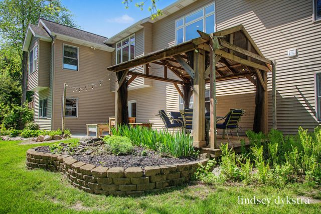 4635 Leighton Lakes Drive, Wayland Twp, MI 49348