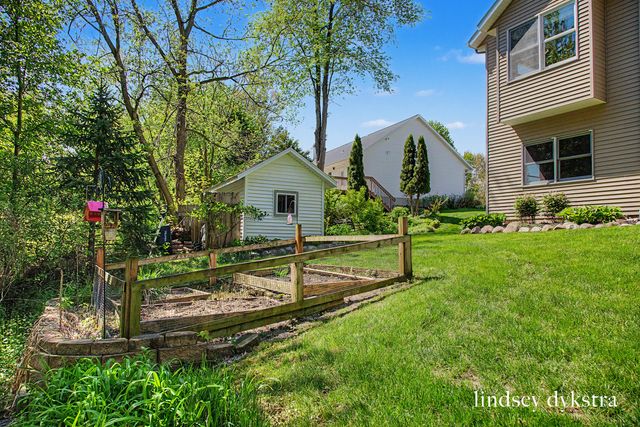 4635 Leighton Lakes Drive, Wayland Twp, MI 49348