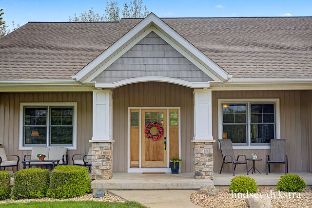 4635 Leighton Lakes Drive, Wayland Twp, MI 49348