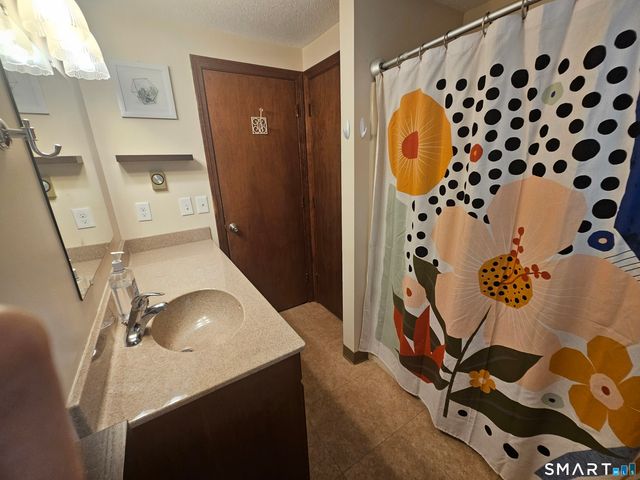 42 Makara Street, Plymouth, CT 06786