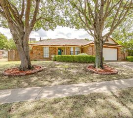 4236 Sue Court, Lake Worth, TX 76135