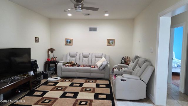 255 Pine Drive, Bayville, NJ 08721