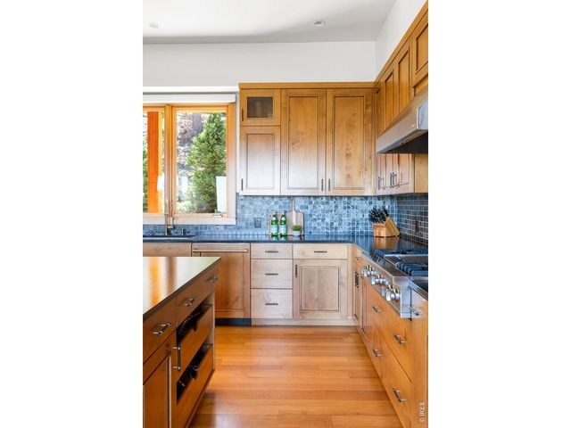 1472 Timber Ln, Boulder, CO 80304