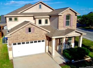 7102 Magnolia Blf, San Antonio, TX 78218