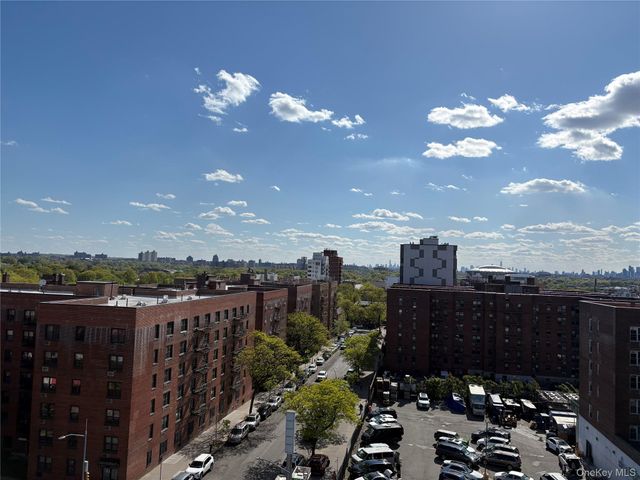 136-19 Franklin Ave 7A, Flushing, NY 11355