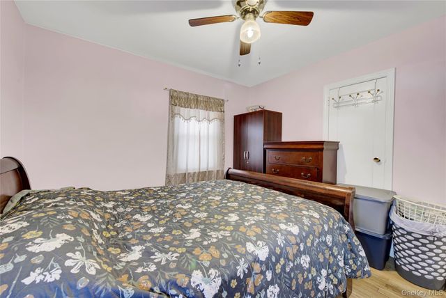 80 Wellington Road S, West Hempstead, NY 11552