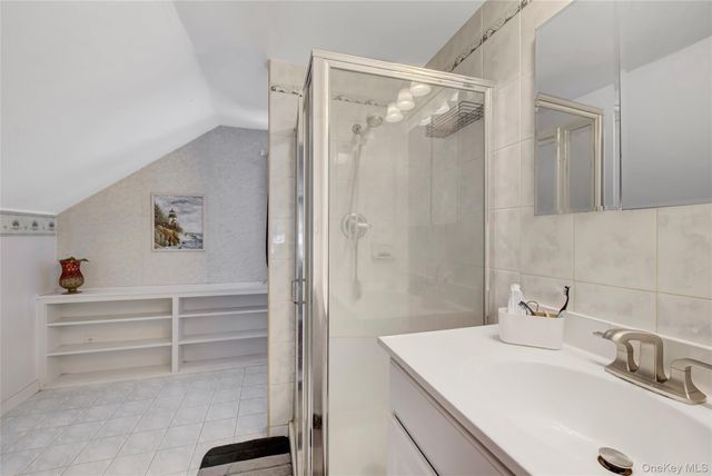 80 Wellington Road S, West Hempstead, NY 11552
