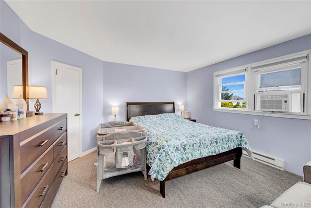 80 Wellington Road S, West Hempstead, NY 11552