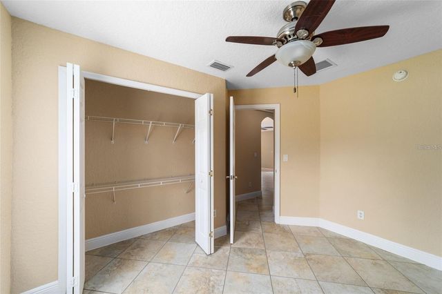 4 MALAUKA PASS PLACE, Ocklawaha, FL 32179