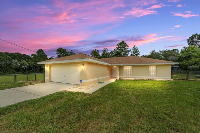 4 MALAUKA PASS PLACE, Ocklawaha, FL 32179