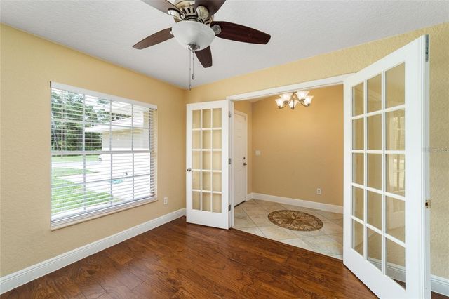 4 MALAUKA PASS PLACE, Ocklawaha, FL 32179